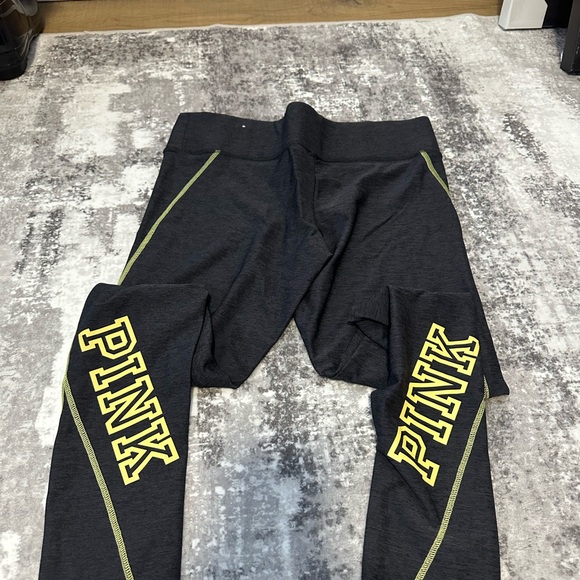 Victoria's Secret Gray PINK Yoga Leggings - Picture 3 of 4